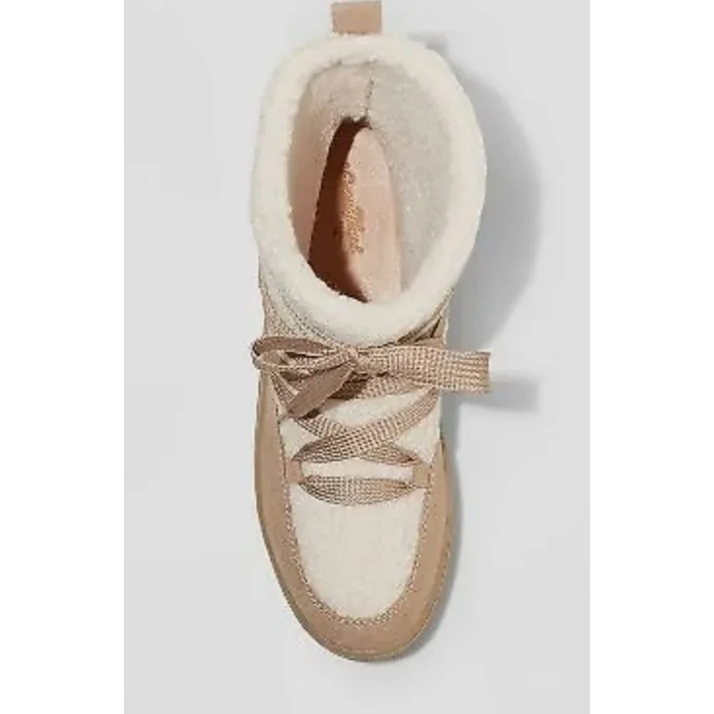 Universal Thread Birgette Winter Boots Taupe Size 6